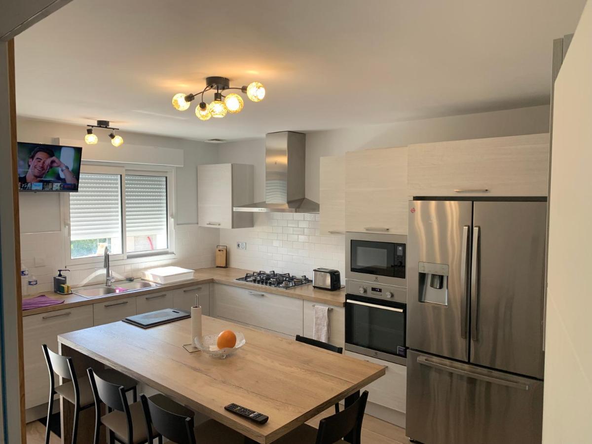 Chambre Privee/Climatisee+Tv /Petit Dejeuner Inclu/Tout Confort Невер Екстериор снимка